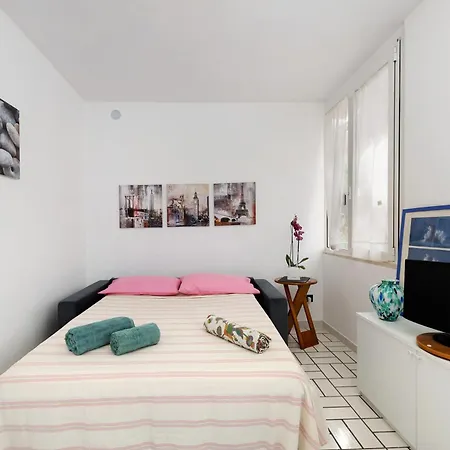 Apartment Casa Di Luci Pietra Ligure