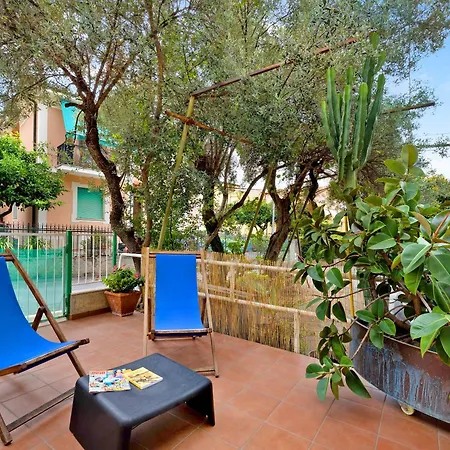 Casa Di Luci Apartment Pietra Ligure